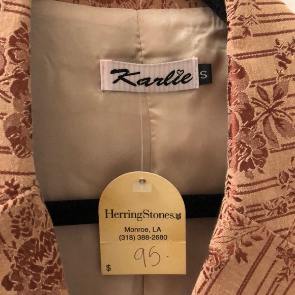 Karlie Blazer - Picture 3 of 3